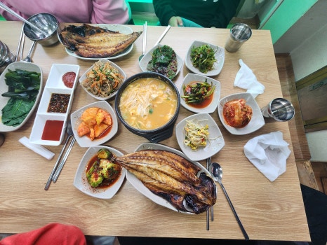 남도원조영양돌솥밥 이미지