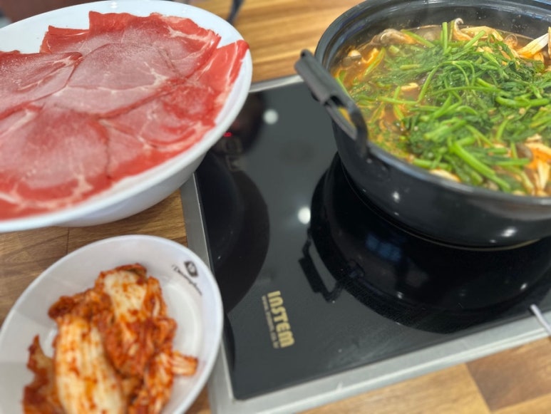 등촌샤브칼국수 이미지