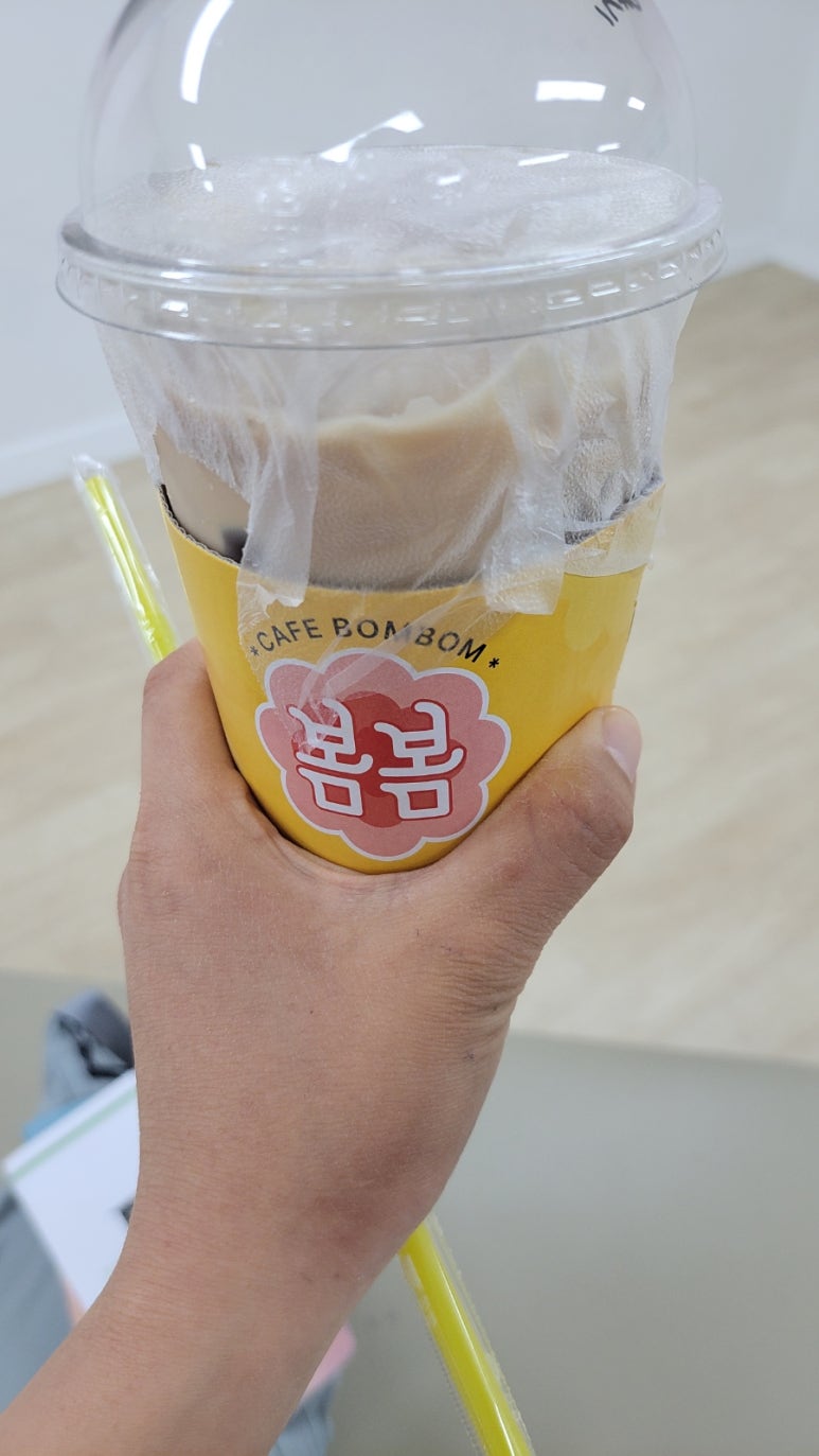 카페 봄봄 중산점 이미지