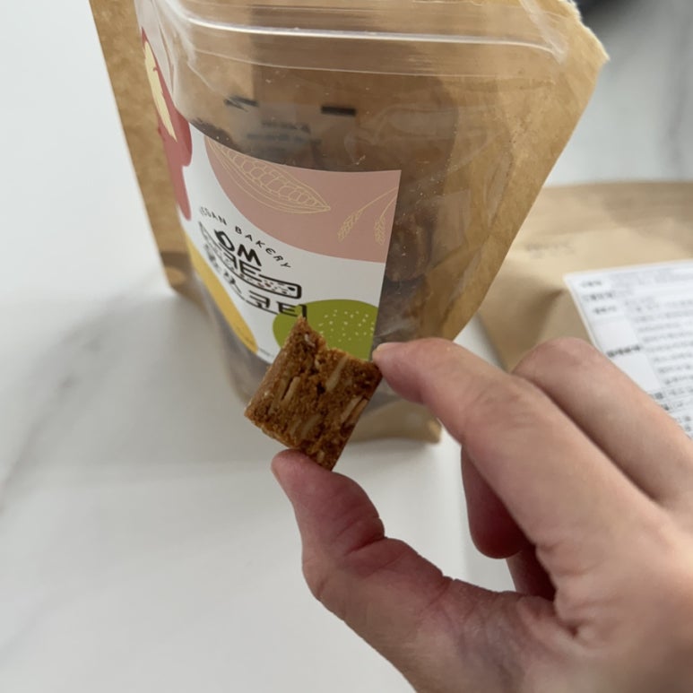 윤쓰코티 이미지