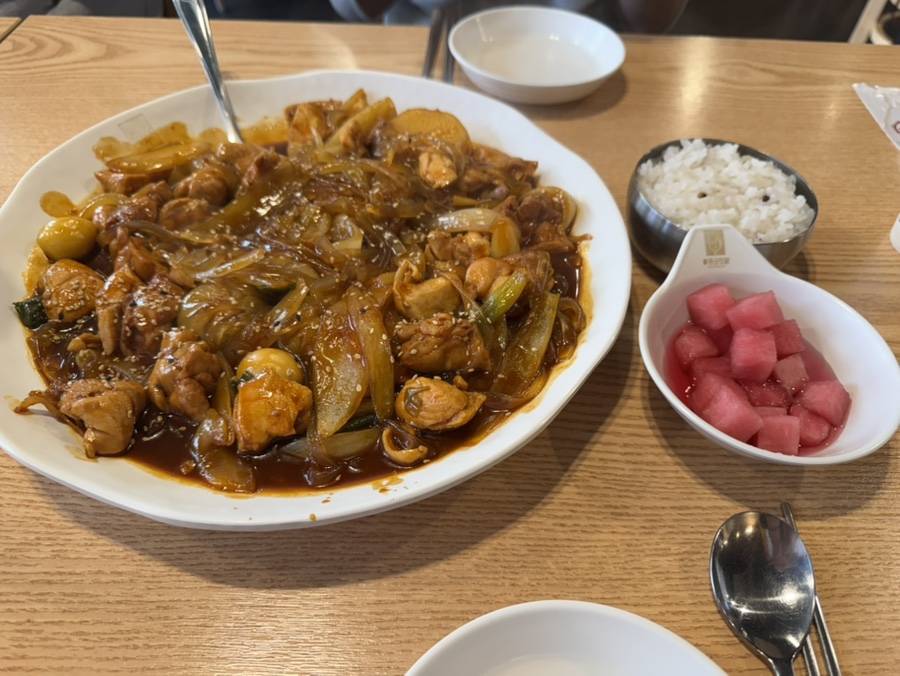 동궁찜닭 조선대점 이미지