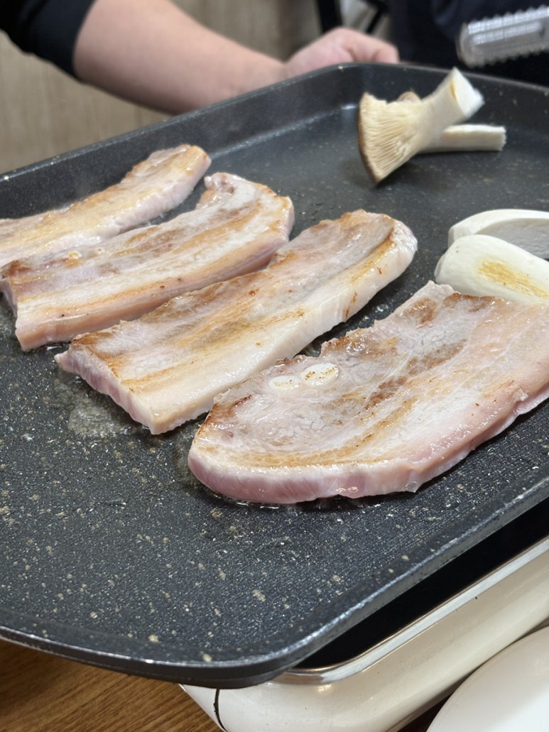 매운통돼지볶음 이미지