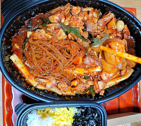 유가네찜닭 이미지