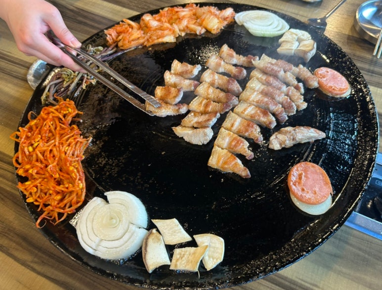 매탄동 솥뚜껑삼겹살 1165 2 사진 2
