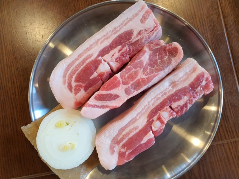 고근산흑돼지 이미지