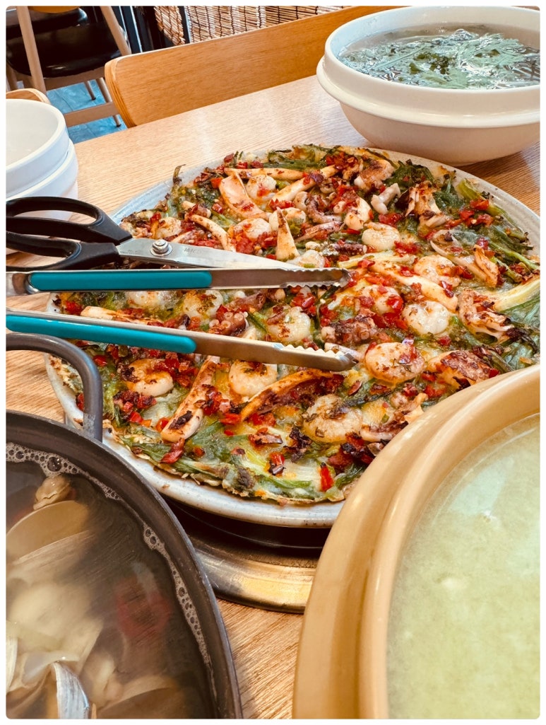동동칼국수 이미지