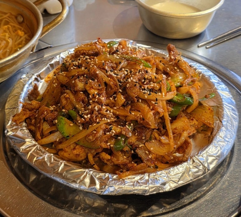 우락이네 이미지