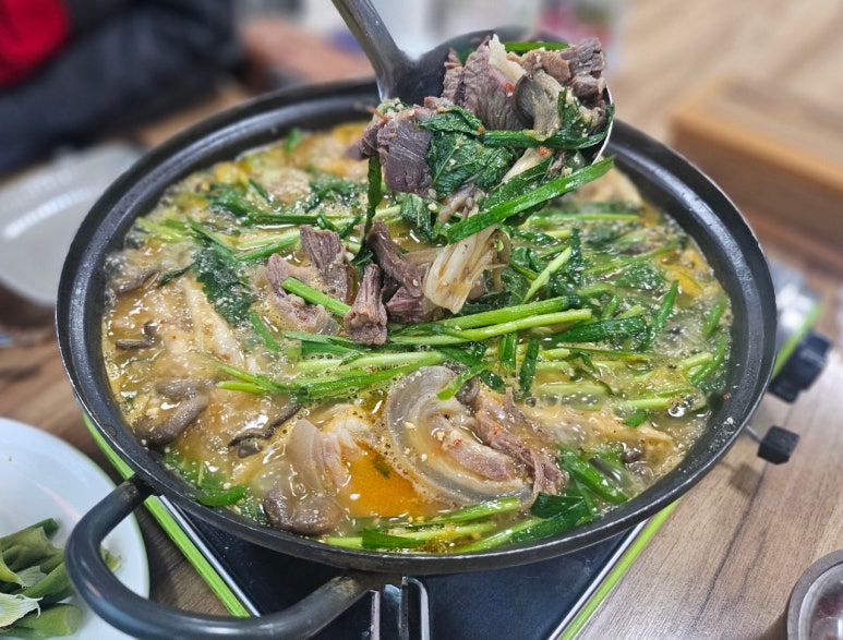 청솔흑염소 이미지
