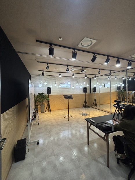 롱앤민보컬전문아카데미학원 이미지