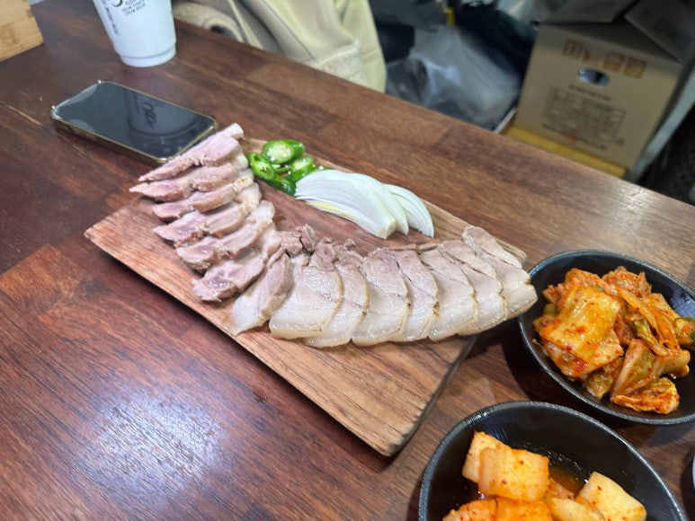 동문시장고기국수금복식당 이미지