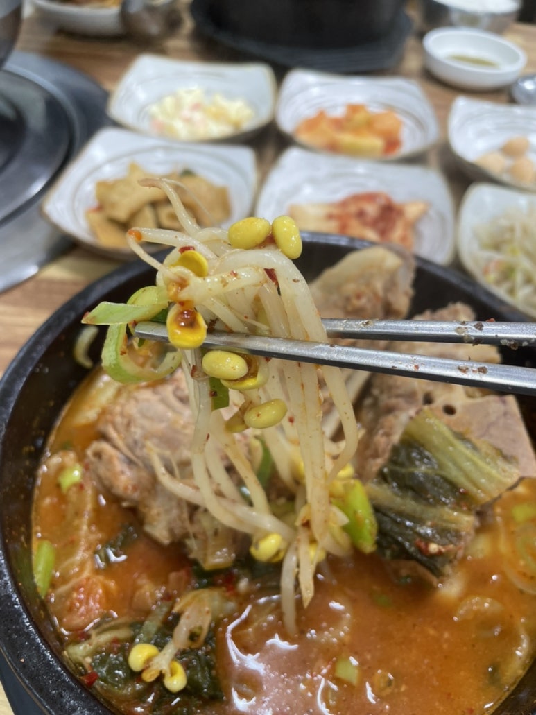 저팔계감자탕 이미지