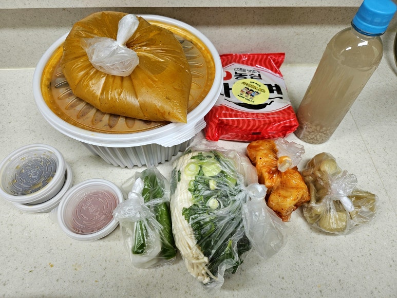 참뼈감자탕 이미지