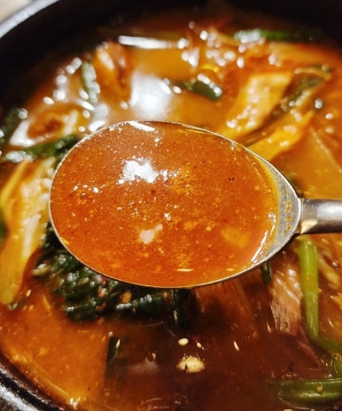 흥부네염소탕 이미지