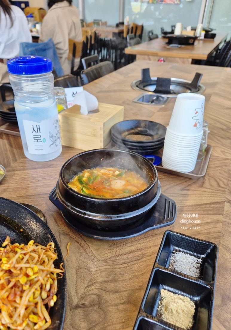 은계호수솥뚜껑삼겹살 이미지