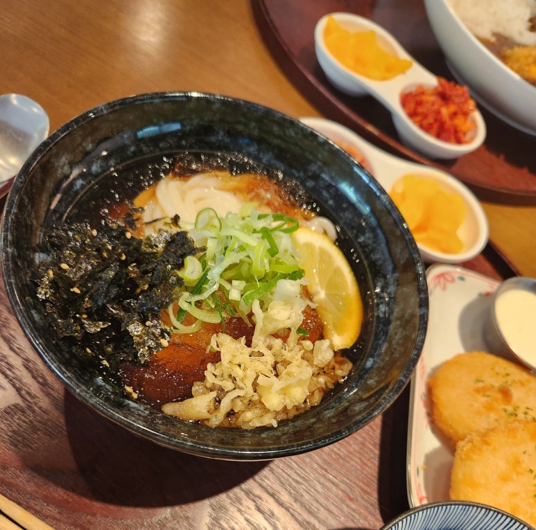 카미나무 이미지