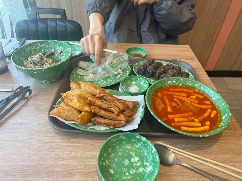 윤옥연할매떡볶이매천점 이미지