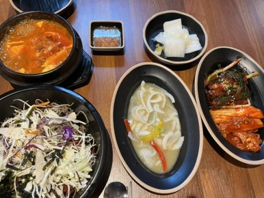 더맛있는족발보쌈충주 이미지