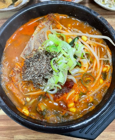 저팔계감자탕 이미지