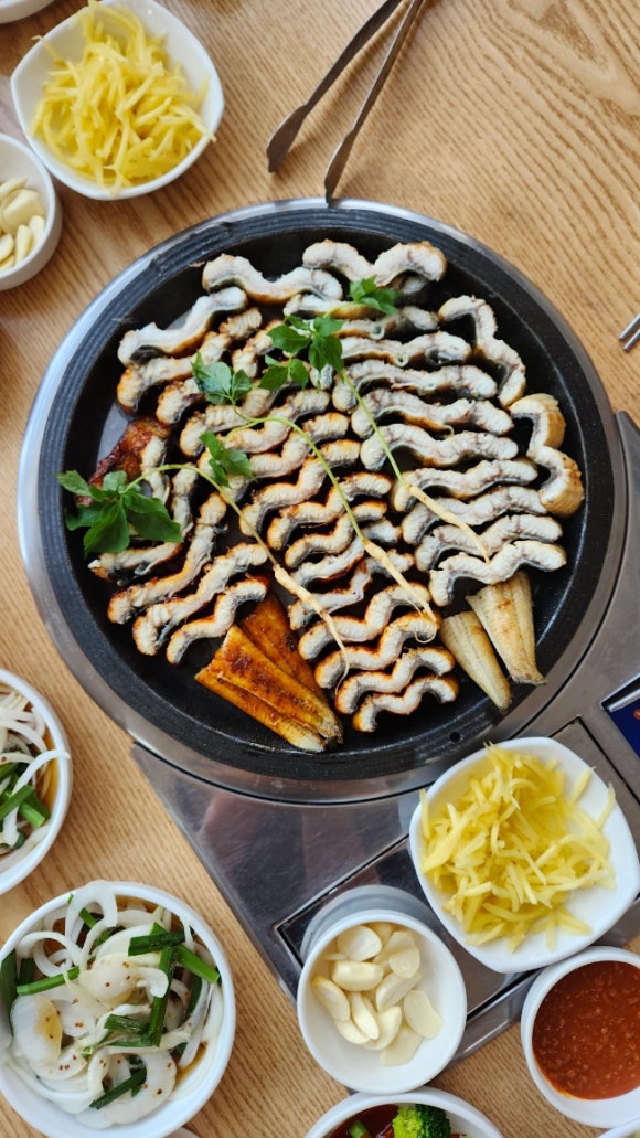 강력민물장어 이미지