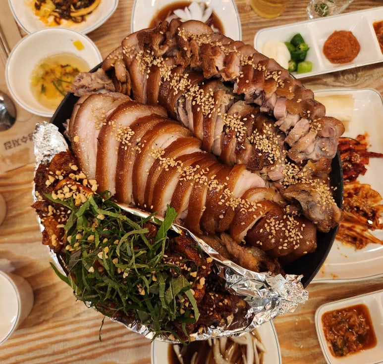 맛족맛있는돈족발 이미지