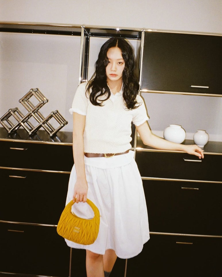 미우미우 이미지
