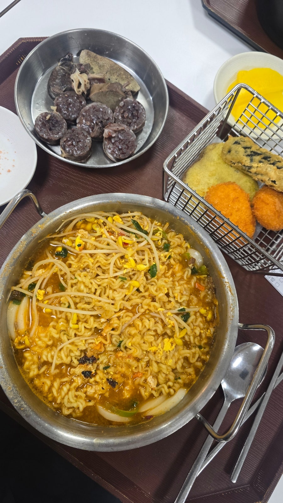 한국기계구내식당 이미지