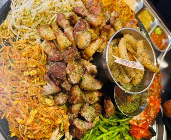 돼통령영통역점 이미지