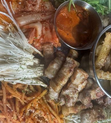 돼통령영통역점 이미지