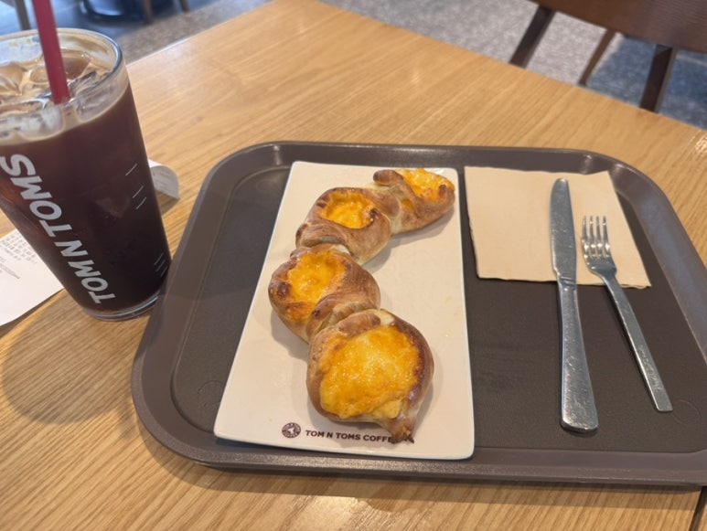 탐앤탐스신정역점 이미지