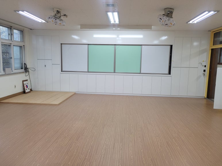 용신초등학교 이미지