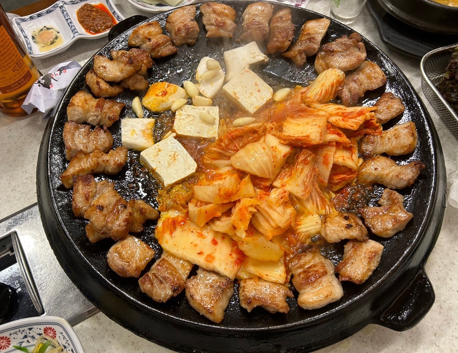 무쇠삼겹살 이미지
