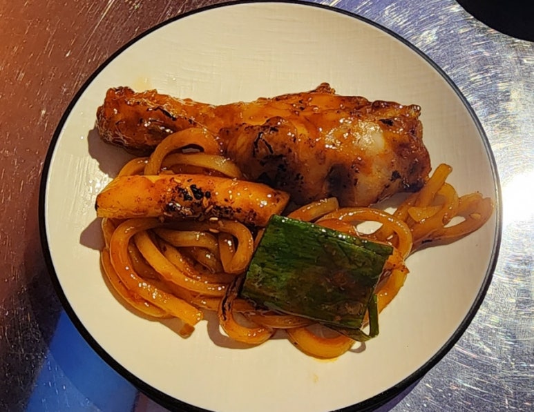 봉다리숯불두마리치킨 이미지