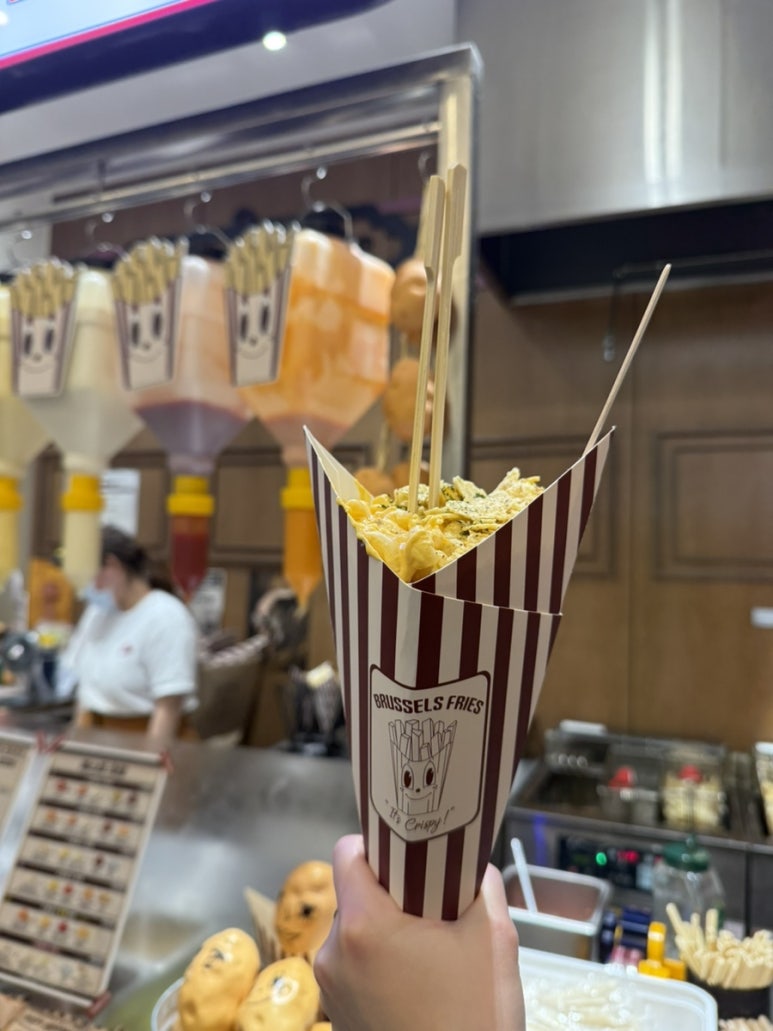 월드튀김김밥 이미지