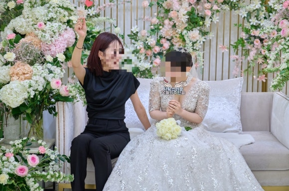 라잇유헤어 이미지