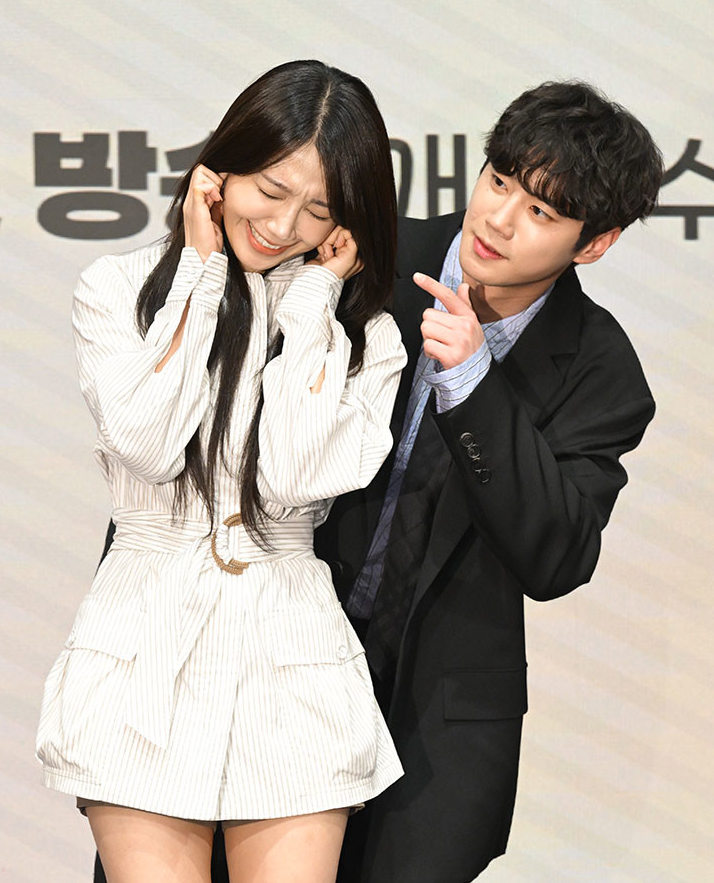 라이브헬스클럽 이미지