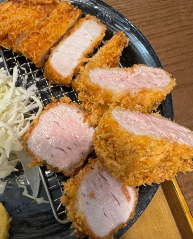 크레이지카츠현대백화점 이미지