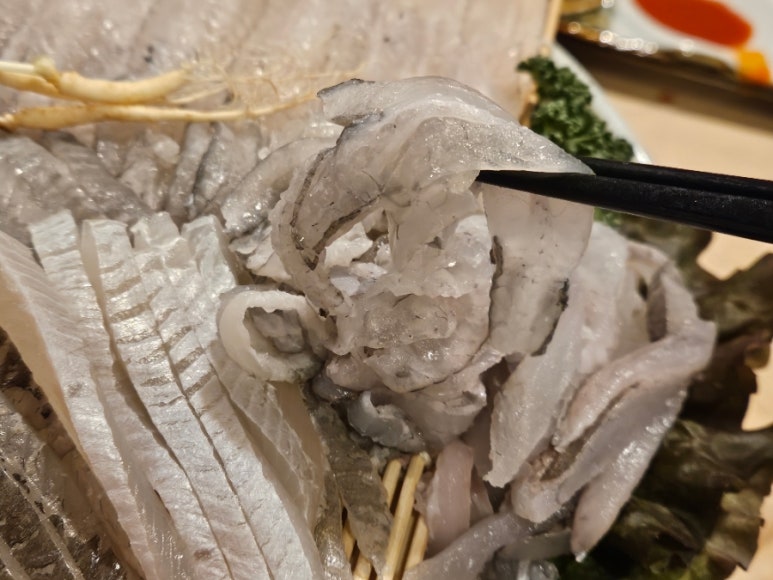 사랑도 막썰어횟집 이미지