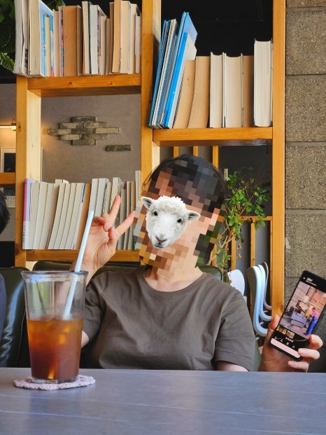 카페아우룸 이미지