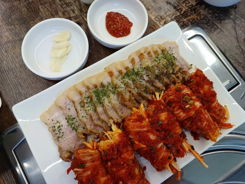 어진식당 이미지