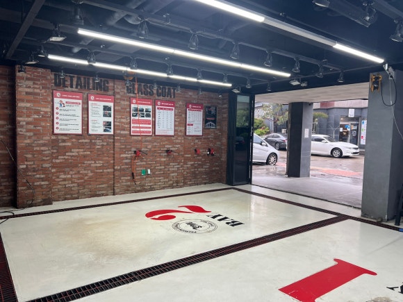 명품손세차 이미지