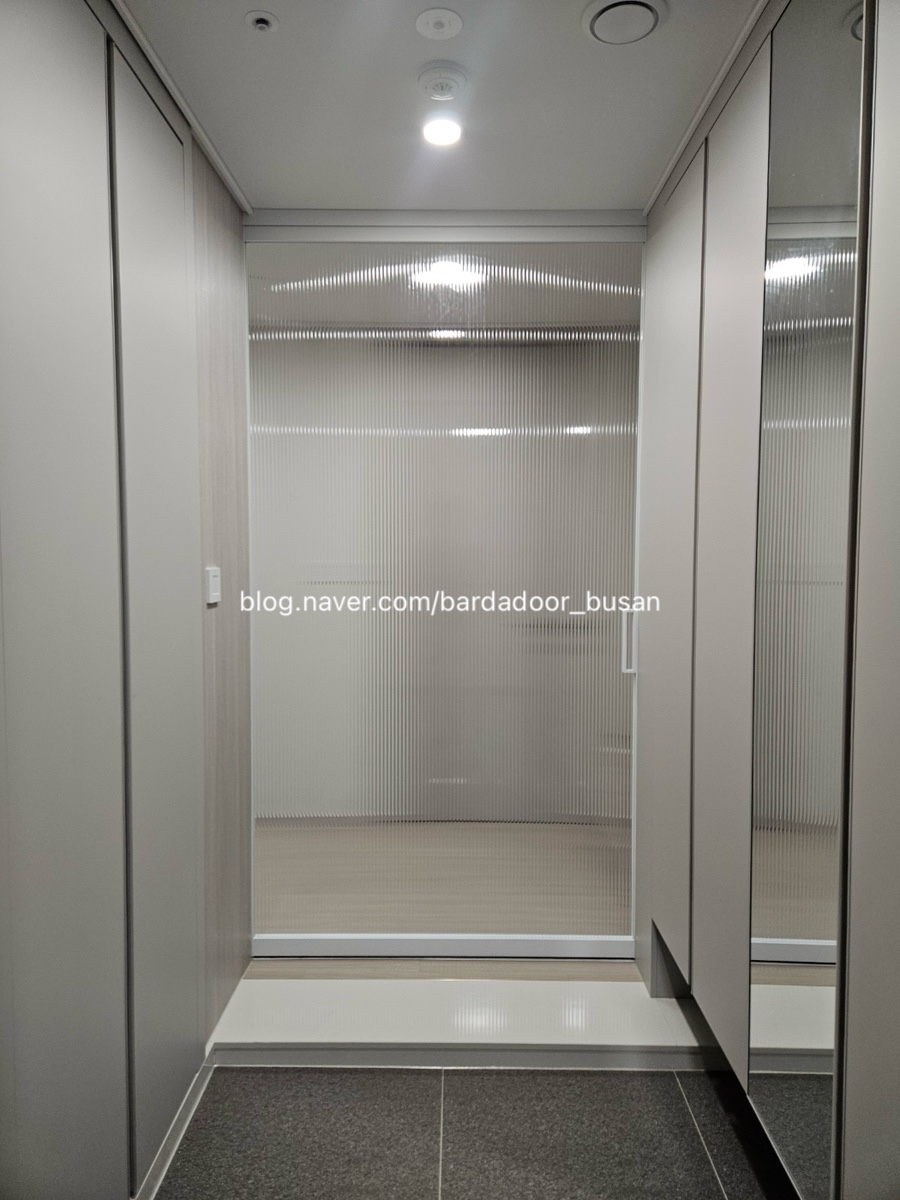 디자인디바인드 이미지