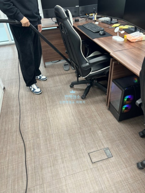 사무실정기청소병원정기청소학원정기청소전문업체 이미지