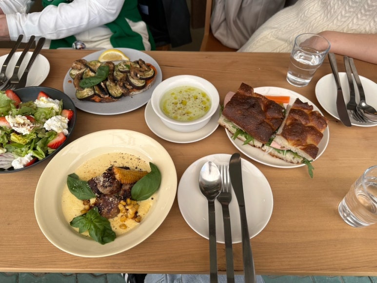 런치(Runch) 이미지