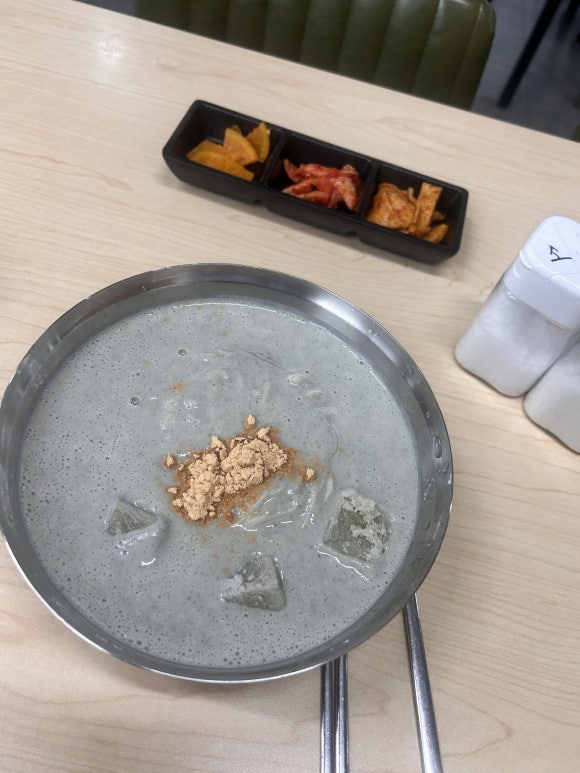 오로지국수 이미지
