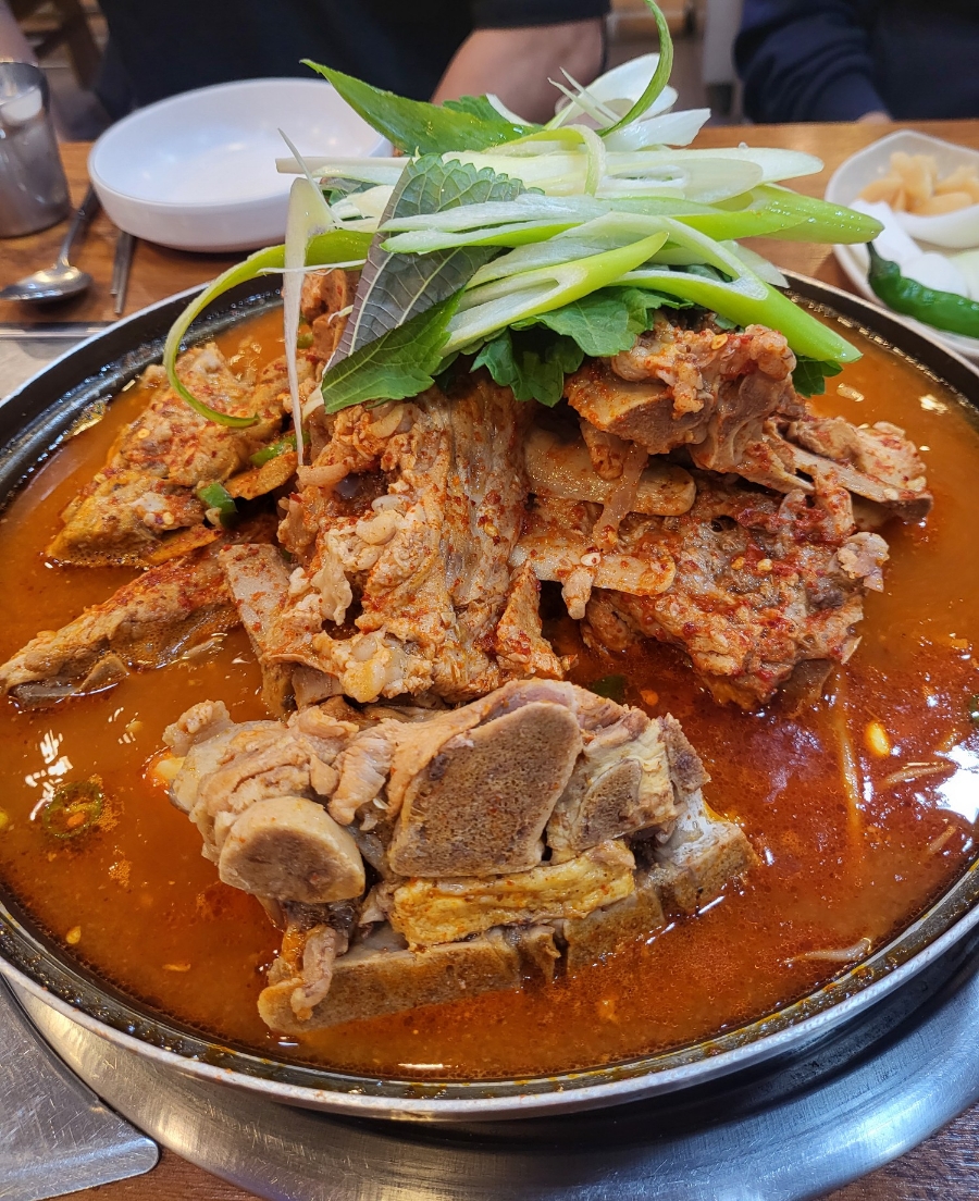 놀부네감자탕 이미지