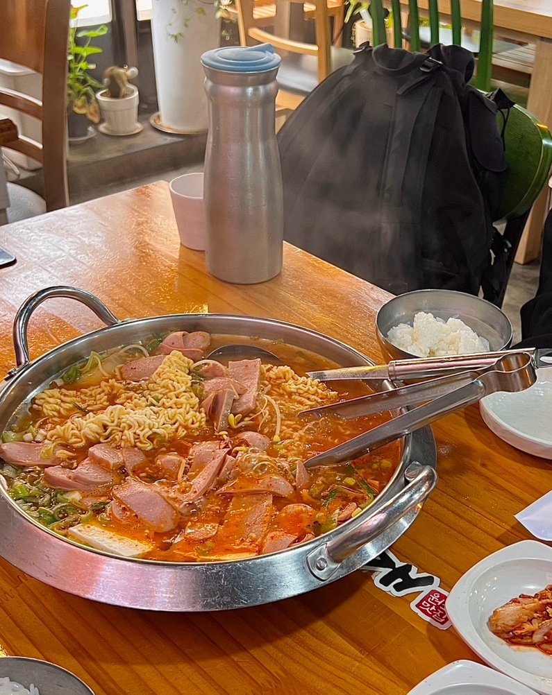 소문난의정부부대찌개춘천시청점 이미지