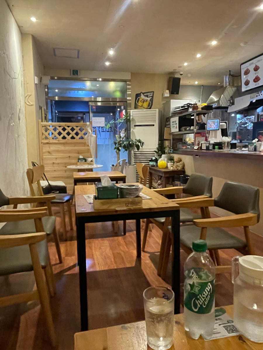 오븐숯불민족두마리치킨 이미지