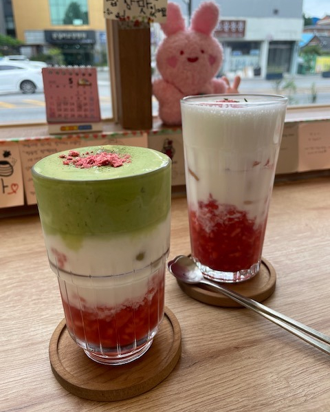 카페딸기밥상 이미지