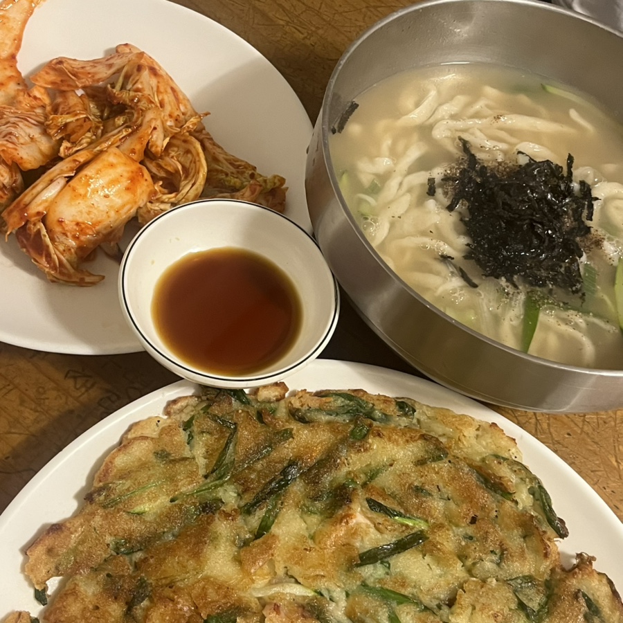 안면도전통손칼국수 이미지