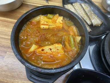 청송김치찌개 이미지